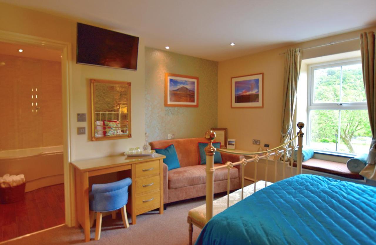 The Bryn At Capel Hotel Capel Curig Exterior photo