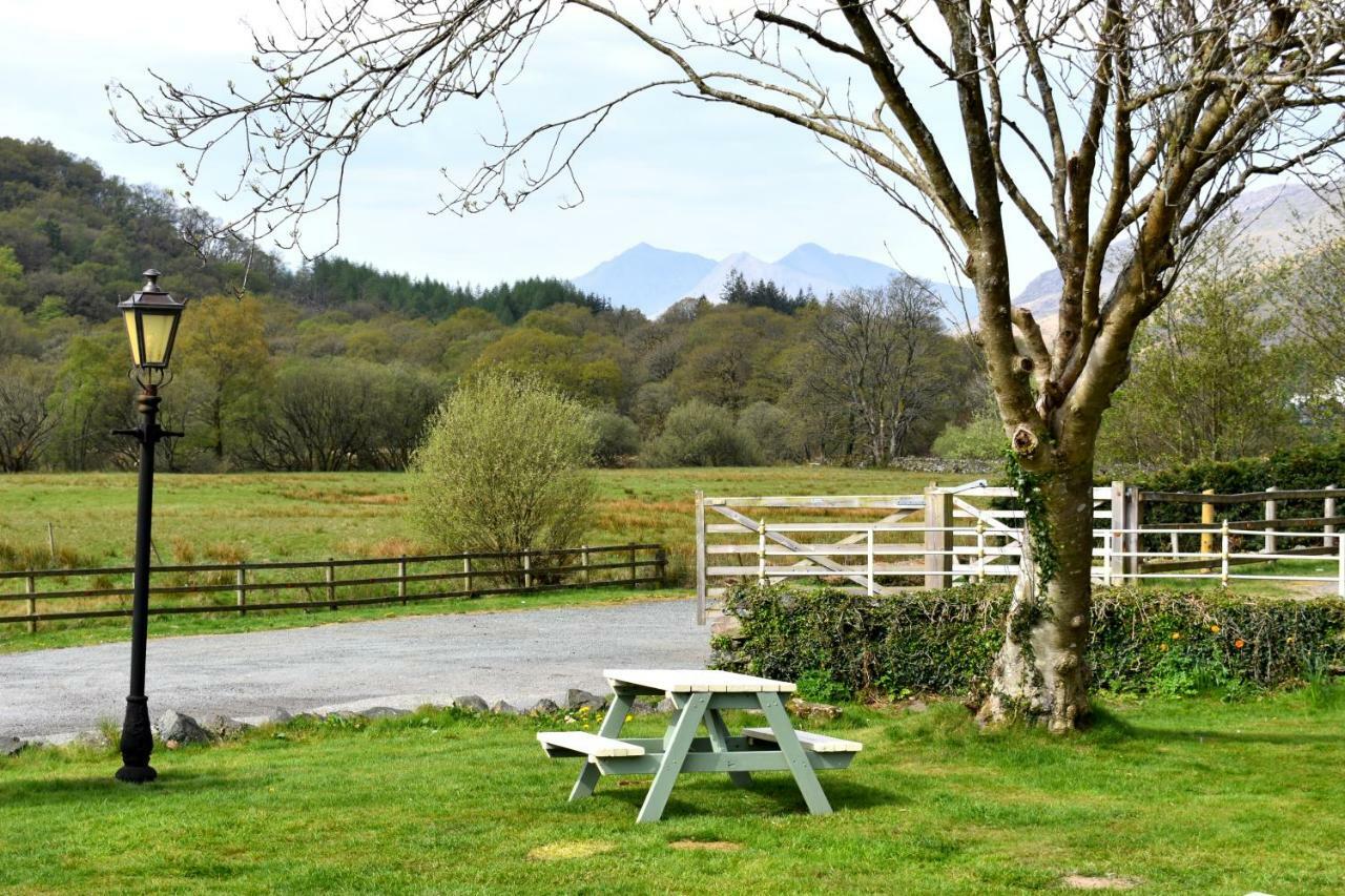 The Bryn At Capel Hotel Capel Curig Exterior photo
